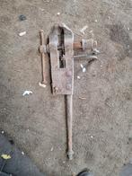 Antieke staart bankschroef, Antiek en Kunst, Ophalen