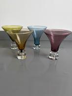 4 glaasjes gekeurd carnaval 11 cm hoog 9 diameter, Antiek en Kunst, Antiek | Glas en Kristal, Ophalen of Verzenden