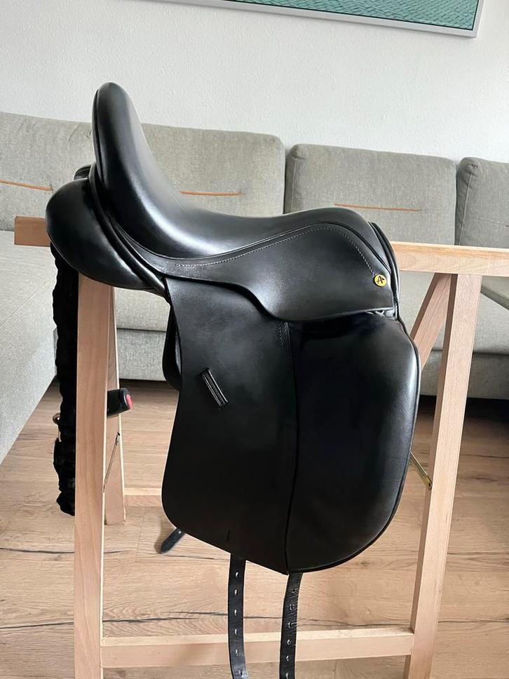 Anatomica Octant G3 16inch zadel, Dieren en Toebehoren, Paarden en Pony's | Zadels, Zo goed als nieuw, Dressuur, Ophalen of Verzenden