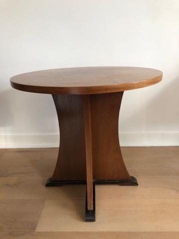 Antieke ronde houten Art Deco (bijzet)tafel.  beschikbaar voor biedingen