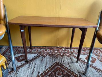 Vintage jaren 50/60 salon tafel, teak beschikbaar voor biedingen