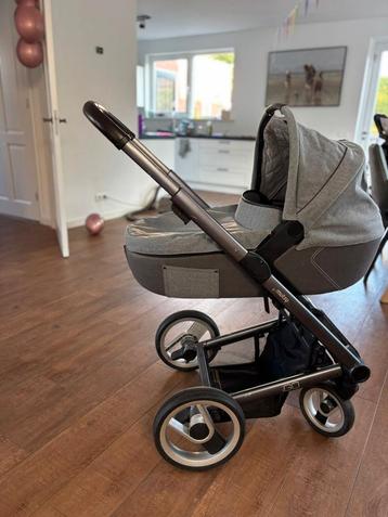 Mutsy iGo Kinderwagen beschikbaar voor biedingen
