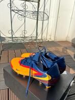 Voetbalschoenen maat 44,5 - Nike Phantom 6 Low Academy FG/MG, Sport en Fitness, Voetbal, Schoenen, Maat L, Ophalen of Verzenden