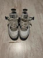 Gedragen Air Jordan 4 - 39, Kleding | Heren, Schoenen, Ophalen of Verzenden, Gedragen, Wit, Sneakers of Gympen