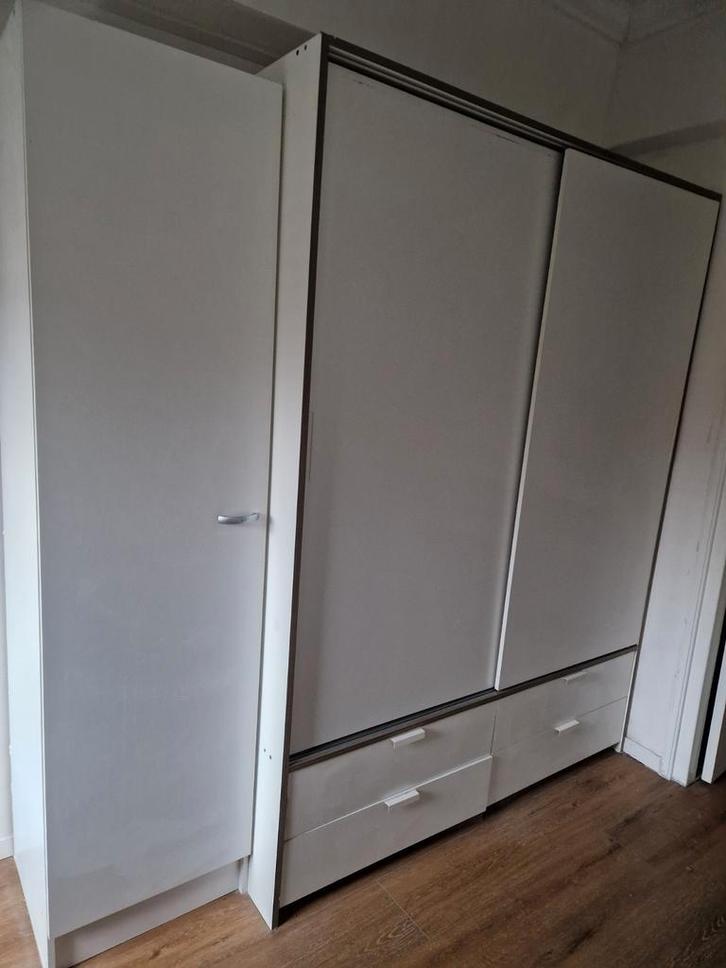 Ikea Pax Kast Gratis!, Huis en Inrichting, Kasten | Kledingkasten, Gebruikt, 200 cm of meer, 150 tot 200 cm, 50 tot 75 cm, Met lade(s)