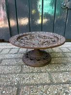 Gietijzeren brocante etagère schaal op voet ijzer bruin, Huis en Inrichting, Woonaccessoires | Etagères, Ophalen of Verzenden