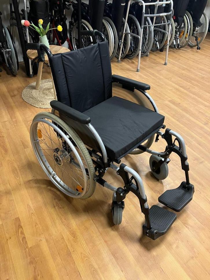 Rolstoel Ottobock inklapbaar handremmen, Diversen, Rolstoelen, Zo goed als nieuw, Duwrolstoel, Inklapbaar, Ophalen of Verzenden