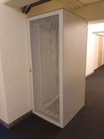Serverkast - 42U, Computers en Software, Serverkasten, Ophalen, Zo goed als nieuw, Geperforeerd, Geperforeerd