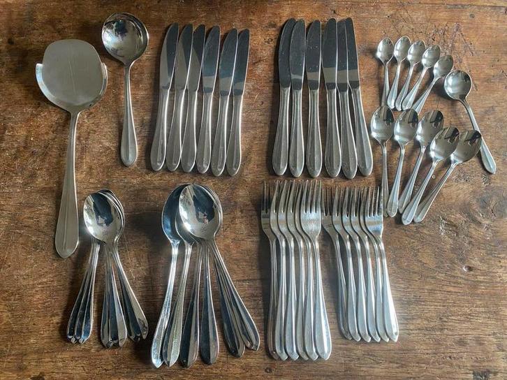 RVS 6 persoons bestek Holland Lof 18-10 + reserve delen, Huis en Inrichting, Keuken | Bestek, Zo goed als nieuw, Rvs of Chroom