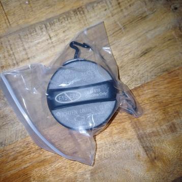 Nieuwe Toyota tankdop – OEM 77300-06040 beschikbaar voor biedingen