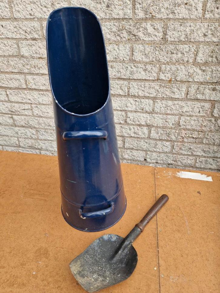 Vintage Kolenkit met Schep, Huis en Inrichting, Kachels, Gebruikt, Vrijstaand, Kolenkachel, Hout, Ophalen of Verzenden