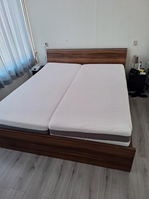 Bed 180x210, Huis en Inrichting, Slaapkamer | Bedden, Zo goed als nieuw, Tweepersoons, 200 cm, Ophalen