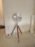 Staande ventilator, Witgoed en Apparatuur, Ventilatoren, Ophalen, Zo goed als nieuw, Statiefventilator