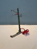 Märklin 7010 aansluitmast bovenleiding met spangewichten, Hobby en Vrije tijd, Modeltreinen | H0, Wisselstroom, Gebruikt, Overige typen