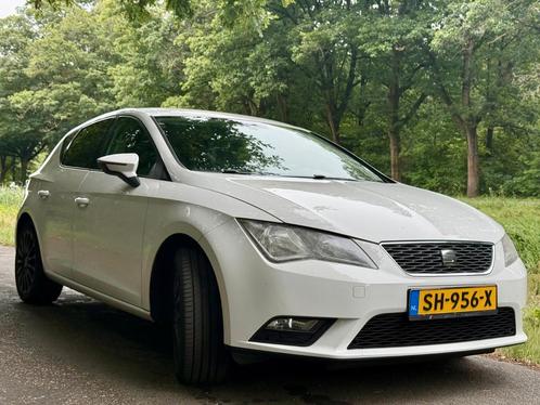 Seat Leon 1.2 TSI 77KW/105PK 2013 Wit, Auto's, Seat, Particulier, Leon, Benzine, A, Hatchback, Handgeschakeld, Geïmporteerd, Wit