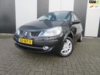 Renault Scénic 1.6-16V Tech Line, Stof, 4 cilinders, Zwart, Origineel Nederlands