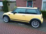 Mini 1.6 Cooper One, Voorwielaandrijving, 15 km/l, Stoelverwarming, 4 stoelen