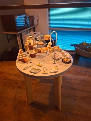 Little dutch houten speeltafel  beschikbaar voor biedingen
