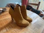 Pumps, Kleding | Dames, Schoenen, Pumps, Geel, Ophalen of Verzenden, Gedragen