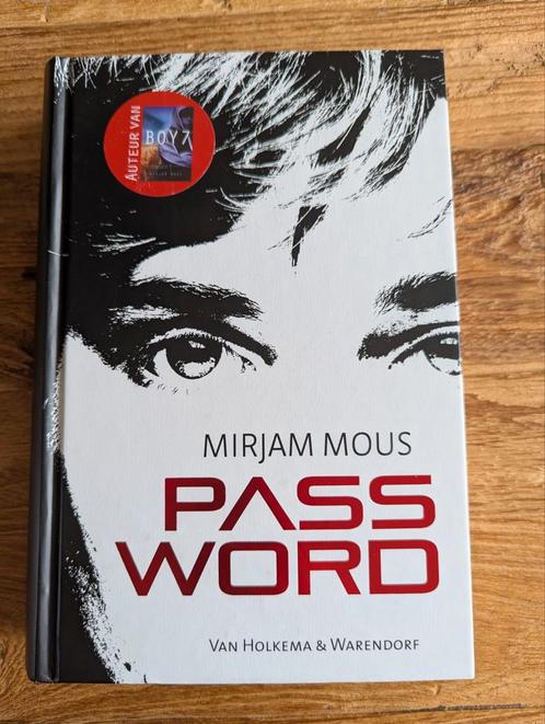 Password - Mirjam Mous, Boeken, Kinderboeken | Jeugd | 13 jaar en ouder, Zo goed als nieuw, Fictie, Ophalen of Verzenden