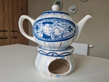 Blond Amsterdam theepot en theelicht