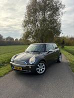 Mini 1.6 16V ONE 2006 Grijs, Auto's, Voorwielaandrijving, 15 km/l, 4 cilinders, 4 stoelen