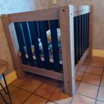 Mooie box, Ophalen, Zo goed als nieuw, Vierkant, In hoogte verstelbaar