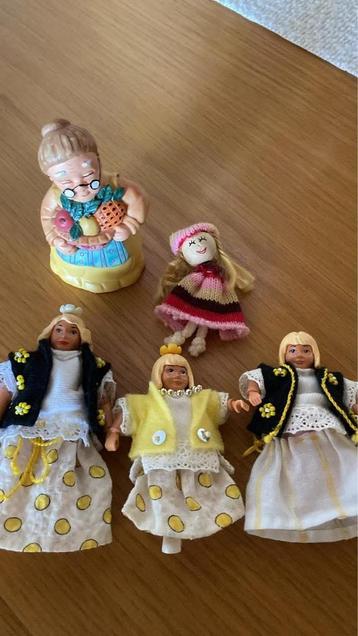 Lotje popjes beschikbaar voor biedingen