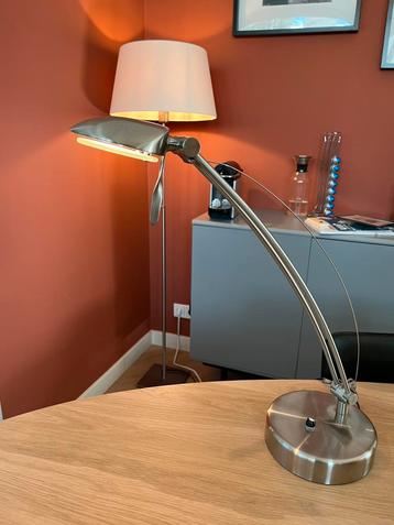 Bureaulamp tafellamp beschikbaar voor biedingen
