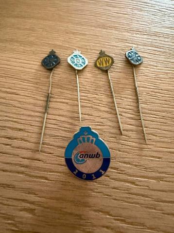 Collectie Speldjes beschikbaar voor biedingen