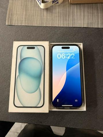 iPhone 15 128GB - Achterkant Kapot beschikbaar voor biedingen