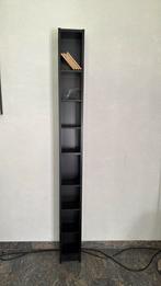 IKEA GNEDBY cd /dvd kast, Ophalen, 150 discs of meer, Zo goed als nieuw, Hout