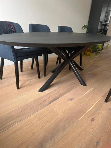 Massieve eikenhouten tafel zwart 240 x 210