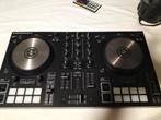 Native Instruments Traktor Kontrol S2 MK3 - Nieuwstaat!, Muziek en Instrumenten, Dj-sets en Draaitafels, Ophalen of Verzenden