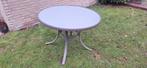 GRATIS!: Tuintafel met rond blad melkglas., Ophalen, Gebruikt, Rond, Metaal