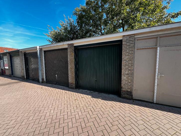 Garagebox te huur in Nieuw-Loosdrecht, Auto diversen, Autostallingen en Garages
