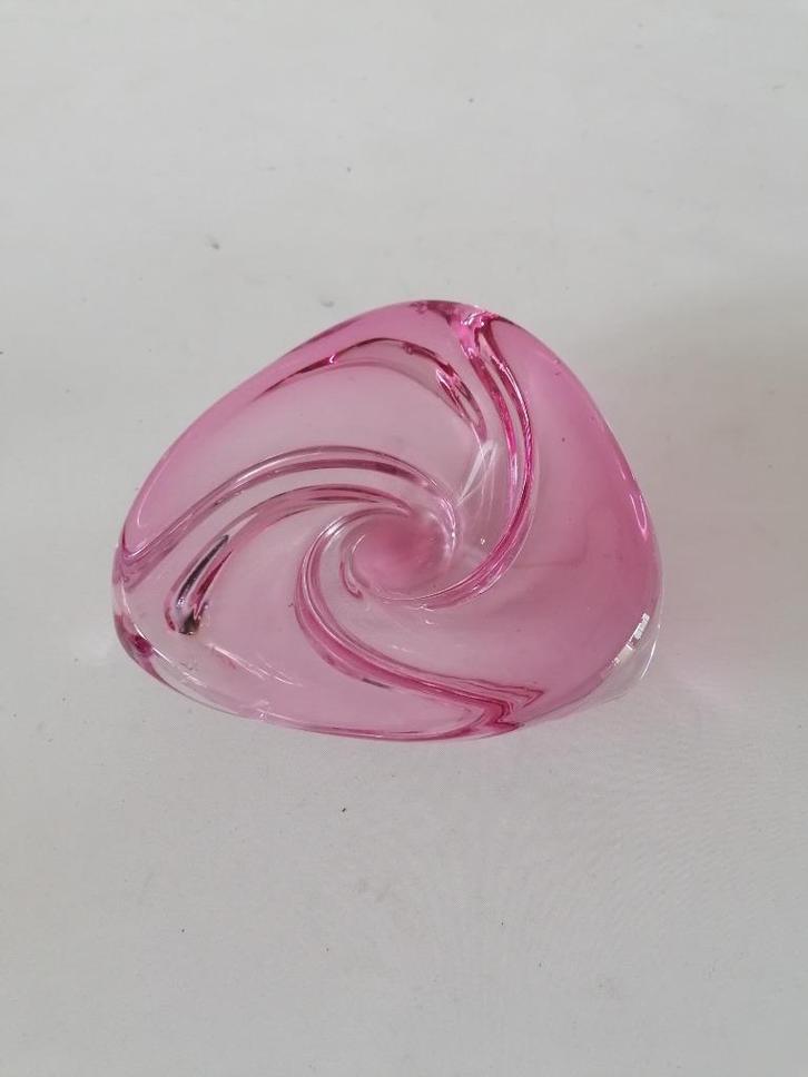 val st lambert schaaltje in roze 15cm doorsnede izgst, Antiek en Kunst, Antiek | Glas en Kristal, Ophalen of Verzenden