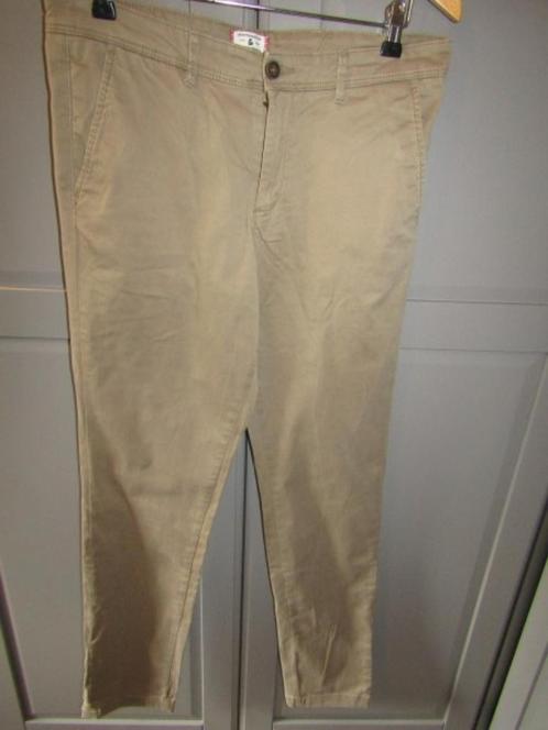 G587 Jack & Jones mt W31 L34 chino broek beige, Kleding | Heren, Spijkerbroeken en Jeans, Zo goed als nieuw, W32 (confectie 46) of kleiner