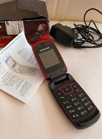 Samsung sgh c260 in doos met toebehoren  beschikbaar voor biedingen