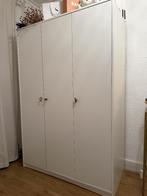 Ikea KLEPPSTAD kast 3-deur, Ophalen, 100 tot 150 cm, Met plank(en), Zo goed als nieuw
