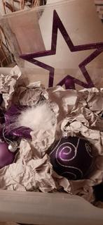Krat met paarse kerstballen, Huis en Inrichting, Ophalen of Verzenden, Zo goed als nieuw