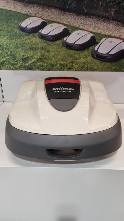 Honda Robot maaier HRM 310 (2200m2) nu € 1399,00, Tuin en Terras, Robotmaaiers, Nieuw, Meer dan 25 cm, Ophalen of Verzenden