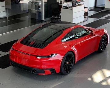 Porsche 911 992 Carrera onderdelen compleet beschikbaar voor biedingen