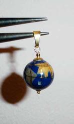 Hanger Globe Wereldbol 925 verguld edelsteen, Verzenden, Nieuw, Met edelsteen, Zilver