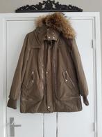 Prachtige winterjas van duur merk on parle de vous maat 36, Beige, In parle de vous, Ophalen of Verzenden, Zo goed als nieuw