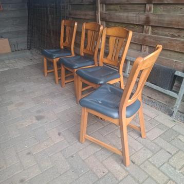Keukenstoelen 4 stuks beschikbaar voor biedingen