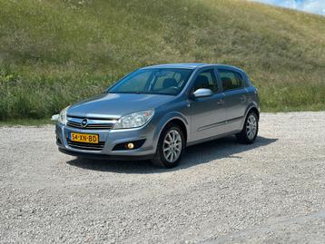 Opel Astra 1.4 16V 5D 2007 Grijs beschikbaar voor biedingen