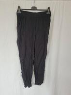 Leuke zwarte zomer broek, viscose mt 36 merk Divided, ., Zwart, Ophalen of Verzenden, Zo goed als nieuw