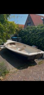 Klein plezierbootje, Watersport en Boten, Ophalen, Zo goed als nieuw, Overige typen, Motorboot