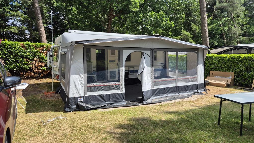 Brand Trento voortent maat 31 (978-1001) - Zo goed als nieuw, Caravans en Kamperen, Ophalen, Brand, ., Zo goed als nieuw